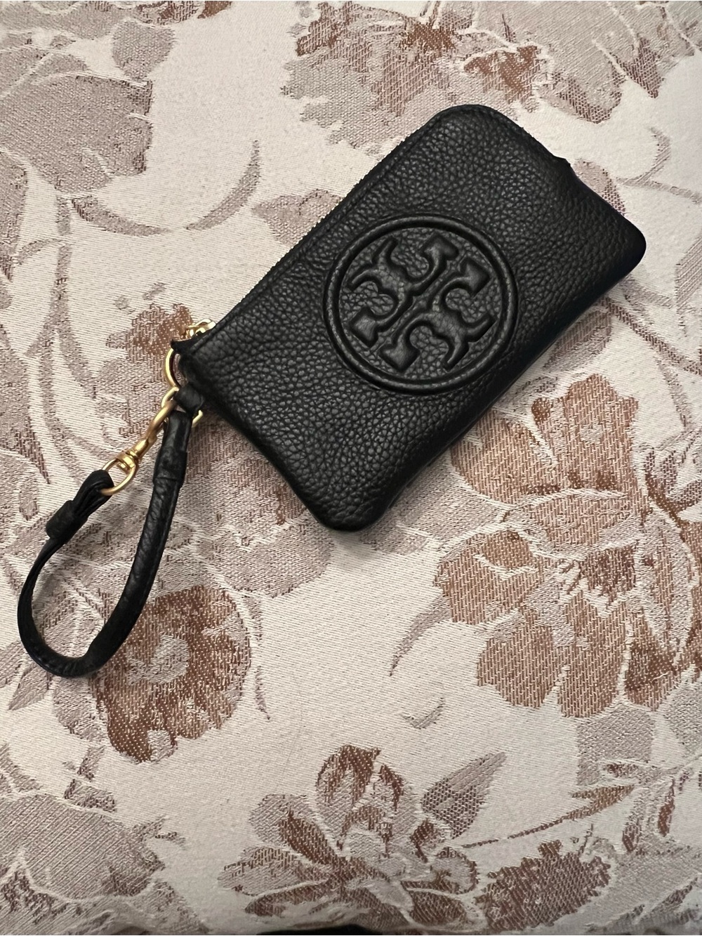 Tory Burch Perry Bombé Leather Card Case Wristlet Wallet in Black